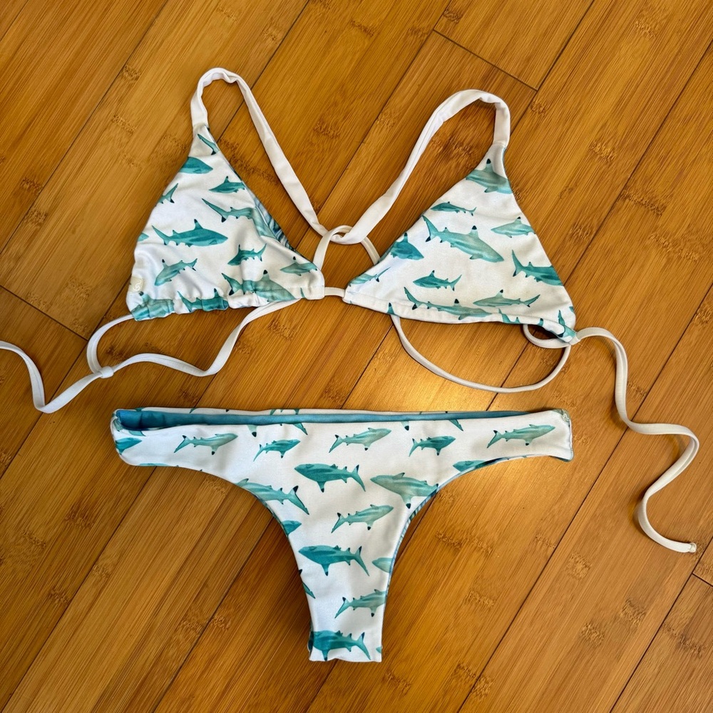 Shark bikini reversible size S